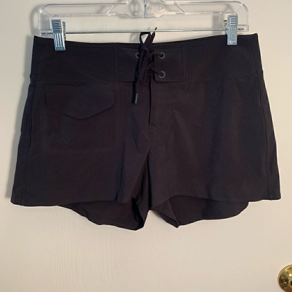 Athleta EUC black tie waist running shorts Size 2